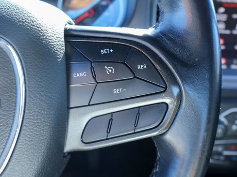 Used 2023 Dodge Charger SXT image 13