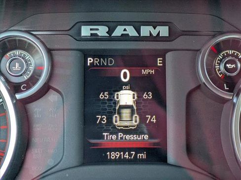 Used 2024 RAM 3500 Big Horn w/ Sport Appearance Package image 12