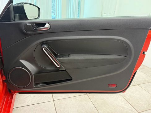 Used 2017 Volkswagen Beetle 1.8T S image 19