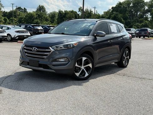 Used 2017 Hyundai Tucson Limited w/ Limited Ultimate Package 03 AWD/4WD image 3
