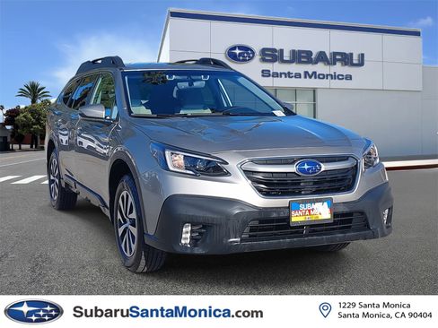 Used 2020 Subaru Outback Premium image 1