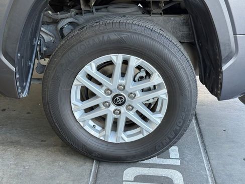 Used 2022 Toyota Tundra SR5 image 12