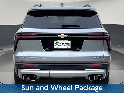 Used 2025 Chevrolet Traverse LT w/ Sun and Wheel Package AWD/4WD image 6