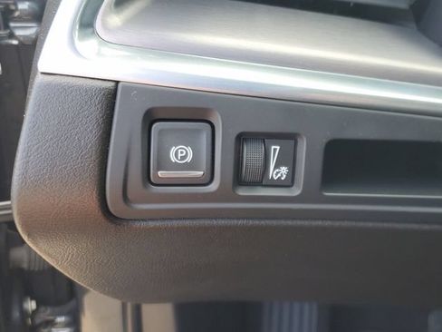 Used 2020 Cadillac XT5 Luxury FWD image 19