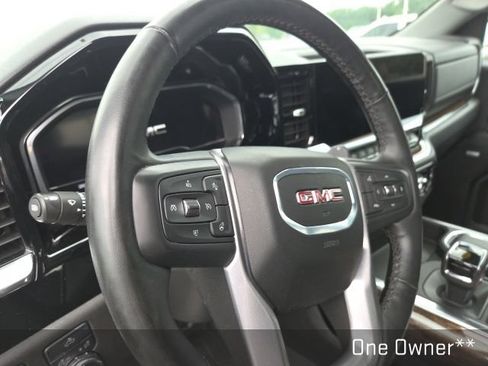 Used 2024 GMC Sierra 1500 Elevation w/ Preferred Package AWD/4WD image 11
