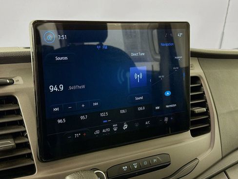 Used 2022 Ford Transit 350 XLT image 16