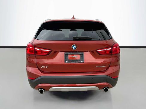 Used 2020 BMW X1 xDrive28i w/ Convenience Package AWD/4WD image 4