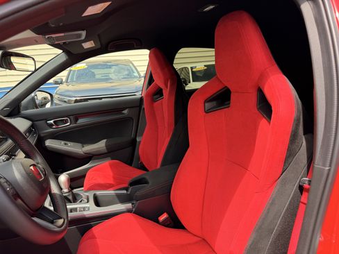 Used 2025 Honda Civic Type R image 26