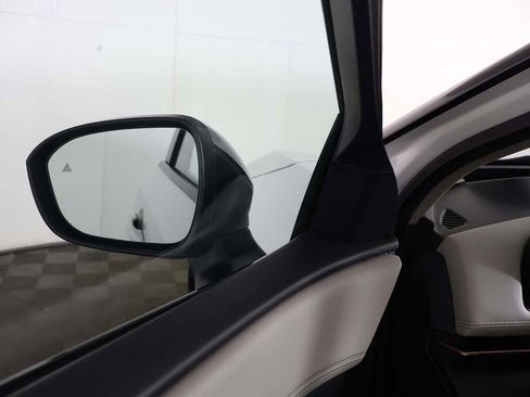 Used 2023 Nissan Ariya FWD image 36