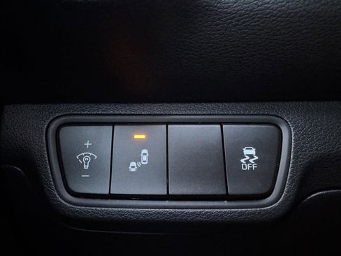 Used 2024 Kia Forte GT image 31