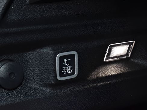 New 2026 Jeep Grand Cherokee L 4WD image 33