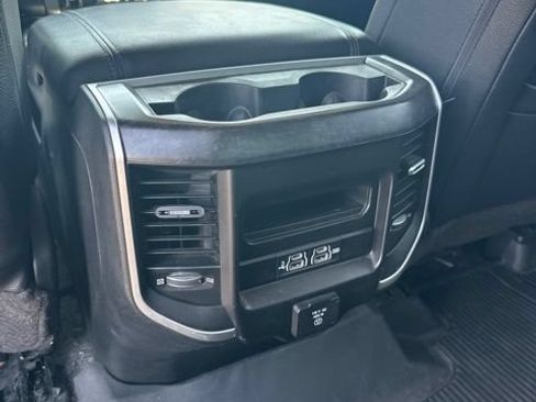 Used 2020 RAM 1500 Big Horn AWD/4WD image 11