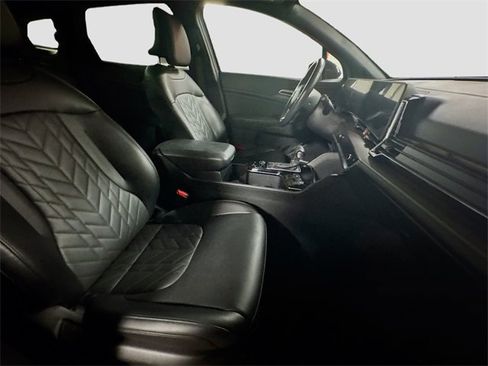 Used 2023 Kia Sportage X-Line w/ X-Line Premium Package image 32