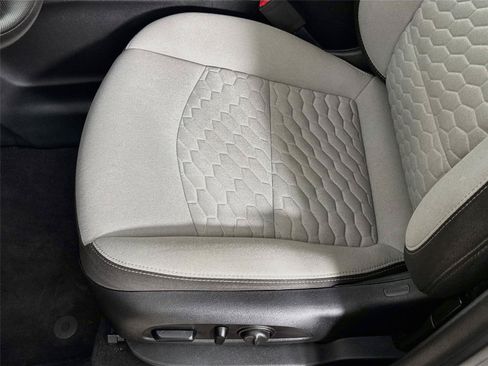 Used 2020 Chevrolet Equinox LS w/ LS Convenience Package FWD image 19