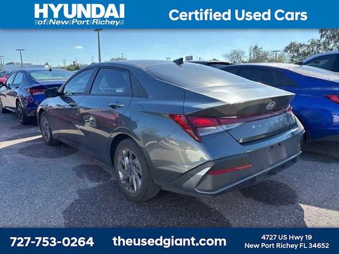 Certified 2024 Hyundai Elantra SEL image 2