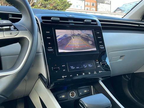 Used 2023 Hyundai Tucson SEL w/ Convenience Package image 17