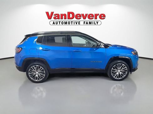 Used 2022 Jeep Compass Limited w/ Elite Group AWD/4WD image 11