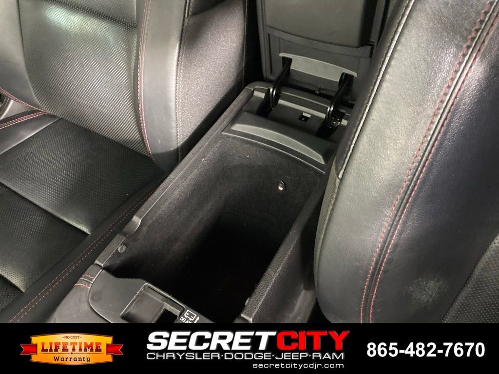 Used 2022 Dodge Durango R/T w/ Blacktop Package AWD/4WD image 25