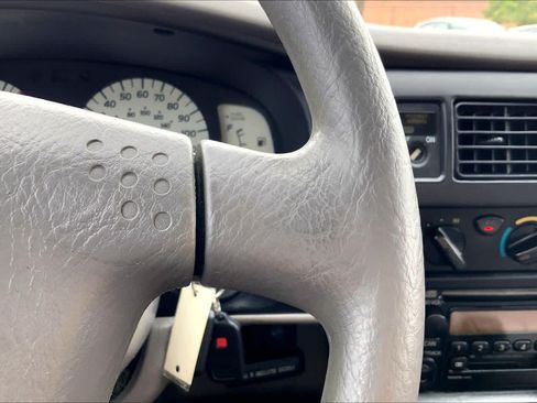 Used 2003 Toyota Tacoma PreRunner RWD image 21