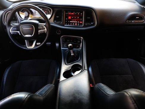 Used 2015 Dodge Challenger R/T Scat Pack w/ Scat Pack Appearance Package image 2