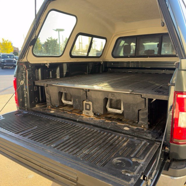 Used 2018 Ford F150 XLT w/ Equipment Group 302A Luxury AWD/4WD image 12