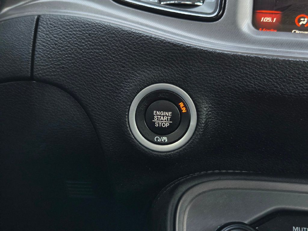 Used 2023 Dodge Challenger R/T RWD image 17