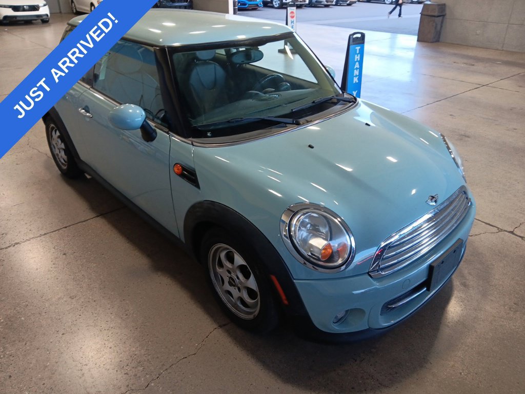 Used 2013 MINI Cooper Hardtop FWD image 2
