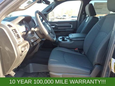 New 2026 RAM 2500 Big Horn AWD/4WD image 11