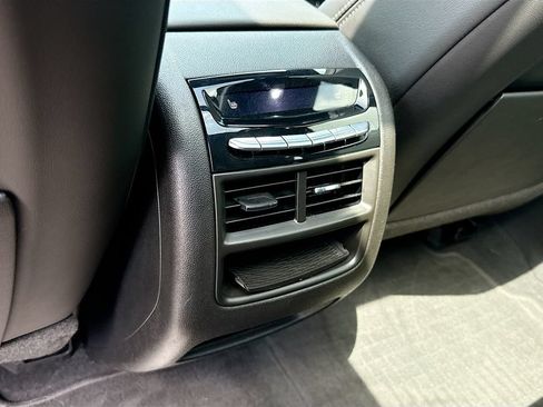 Used 2021 Cadillac XT5 Premium Luxury FWD image 28