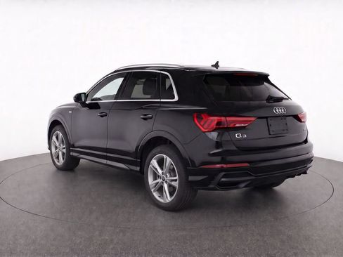 Used 2023 Audi Q3 2.0T Premium Plus w/ Premium Plus Package AWD/4WD image 7