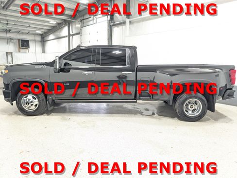 Used 2022 Chevrolet Silverado 3500 High Country image 6