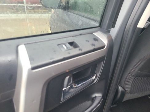 Used 2024 Toyota 4Runner SR5 image 15