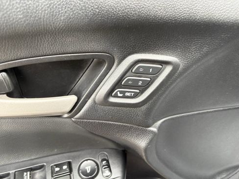 Used 2010 Honda Crosstour EX-L image 30