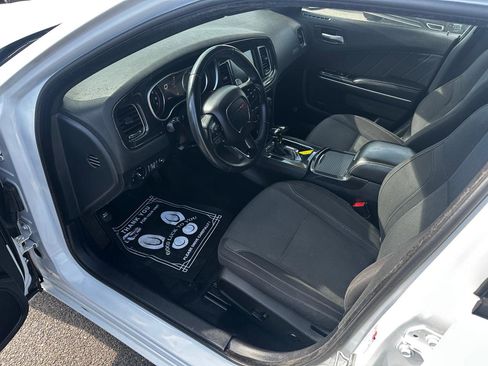 Used 2015 Dodge Charger R/T w/ Wheels & Tunes Group image 9