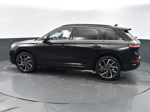 New 2025 Lincoln Corsair Grand Touring image 2