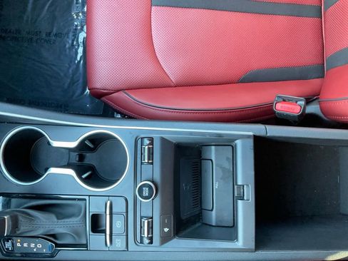 Used 2024 Kia K5 GT-Line image 24