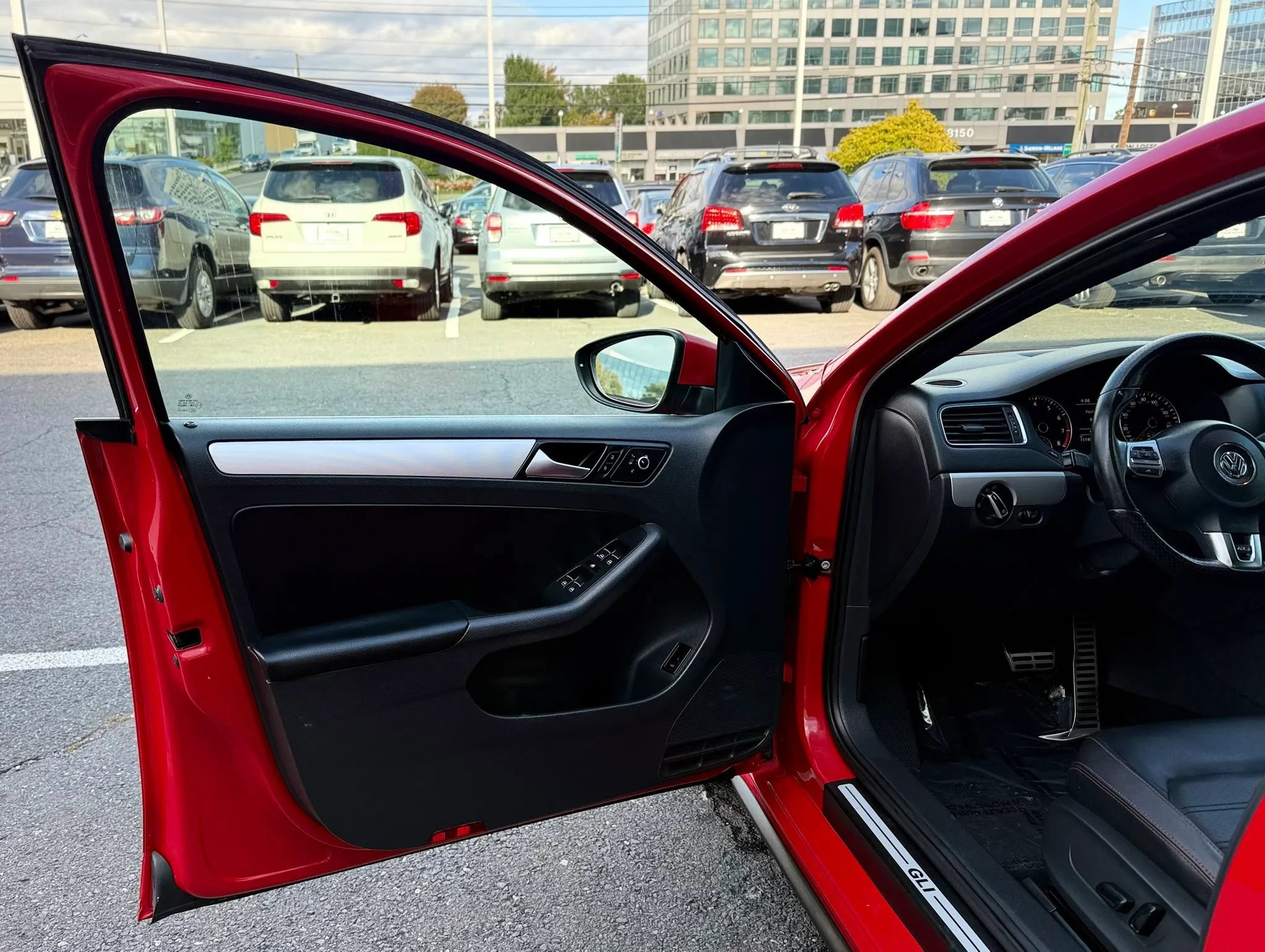 Used 2013 Volkswagen Jetta GLI Autobahn FWD image 8