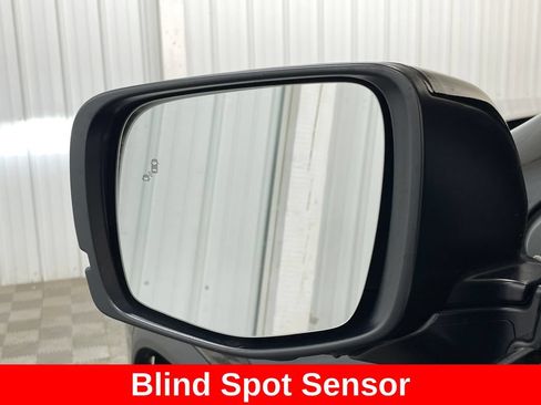 Used 2024 Honda Pilot Touring image 37