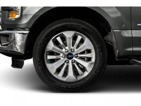 Used 2015 Ford F150 XLT w/ Equipment Group 302A Luxury image 12