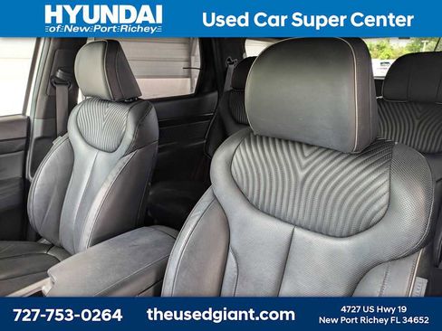 Used 2023 Hyundai Palisade Calligraphy w/ Cargo Package AWD/4WD image 6