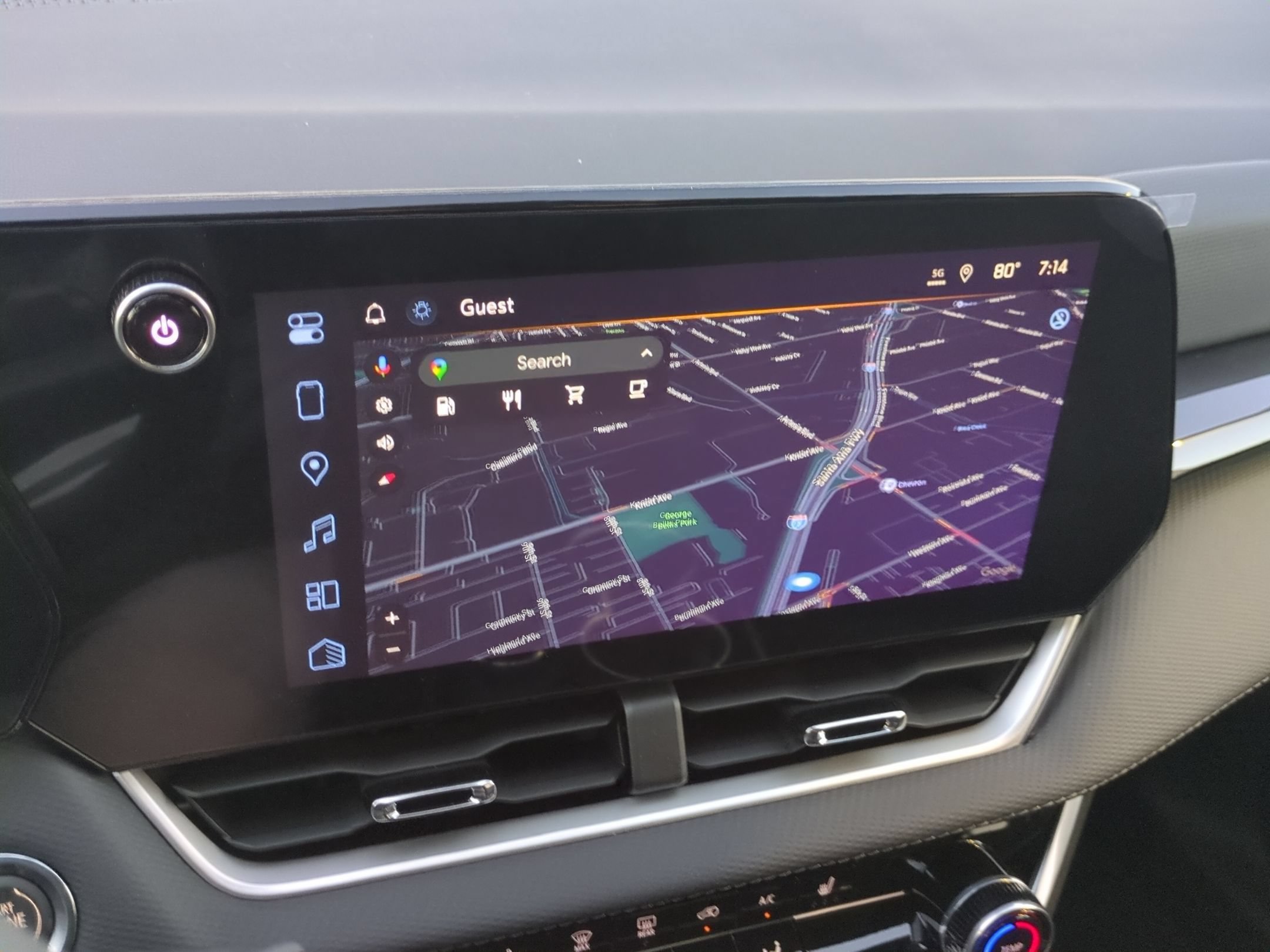 Used 2027 Chevrolet Equinox LT w/ Safety and Technology Package FWD image 16