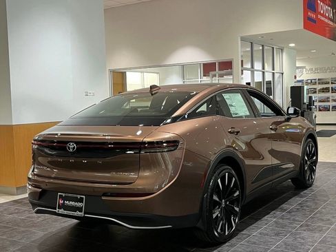 New 2026 Toyota Crown Platinum AWD/4WD image 10