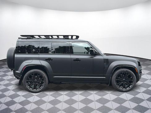 New 2026 Land Rover Defender 110 OCTA AWD/4WD image 7