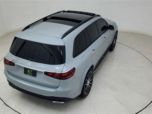 Used 2025 Mercedes-Benz GLS 450 4MATIC image 88