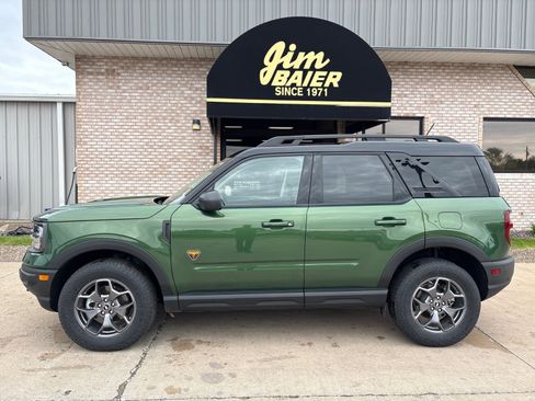 Certified 2024 Ford Bronco Sport Badlands w/ Premium Package AWD/4WD image 2