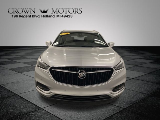 Used 2018 Buick Enclave Premium w/ Trailering Package AWD/4WD image 2