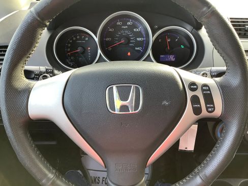 Used 2008 Honda Fit Sport image 17