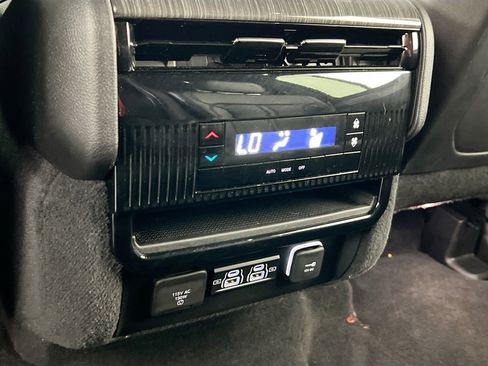 Used 2022 Jeep Wagoneer Series II image 26