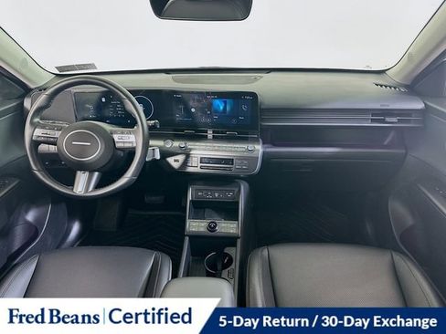 Used 2025 Hyundai Kona Limited image 14