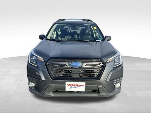 Used 2023 Subaru Forester Limited image 12